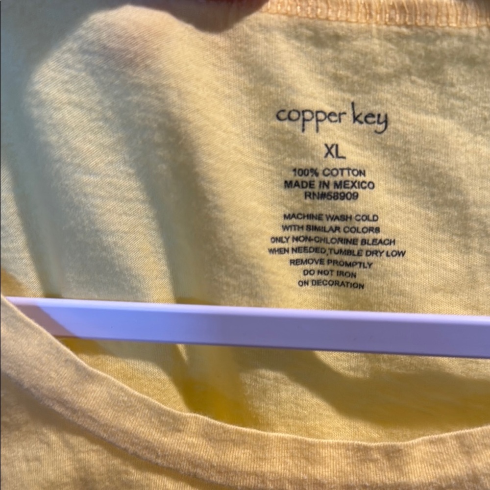 Copper Key Yellow Short Sleeve Tee with Playful Graphic. Size XL - Picture 2 of 4